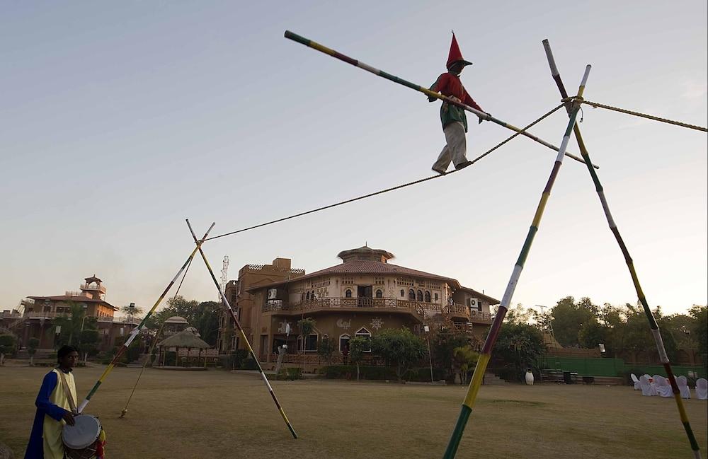 Nirali Dhani Ethnic Heritage Hotel And Resort Jodhpur  Ngoại thất bức ảnh