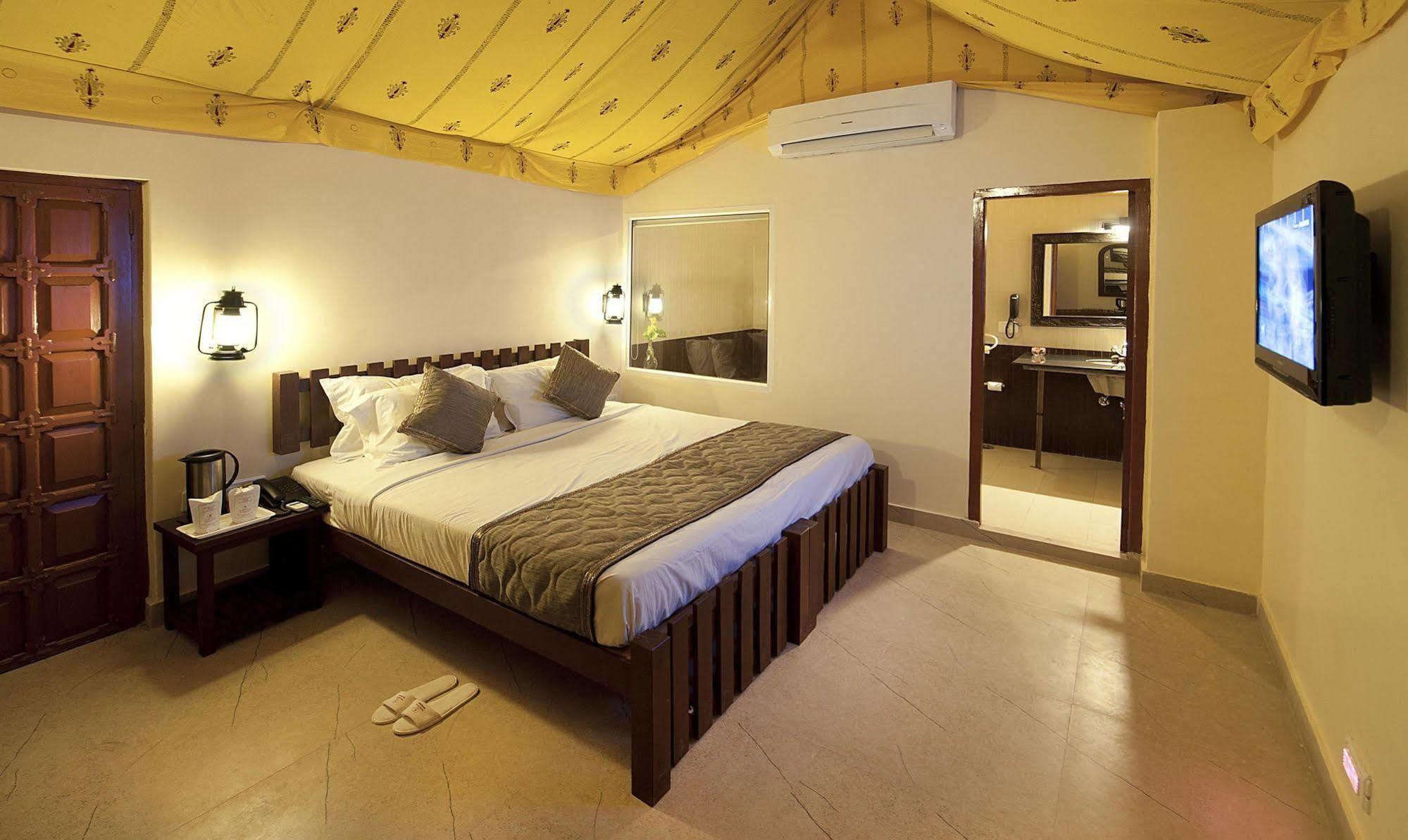 Nirali Dhani Ethnic Heritage Hotel And Resort Jodhpur  Ngoại thất bức ảnh